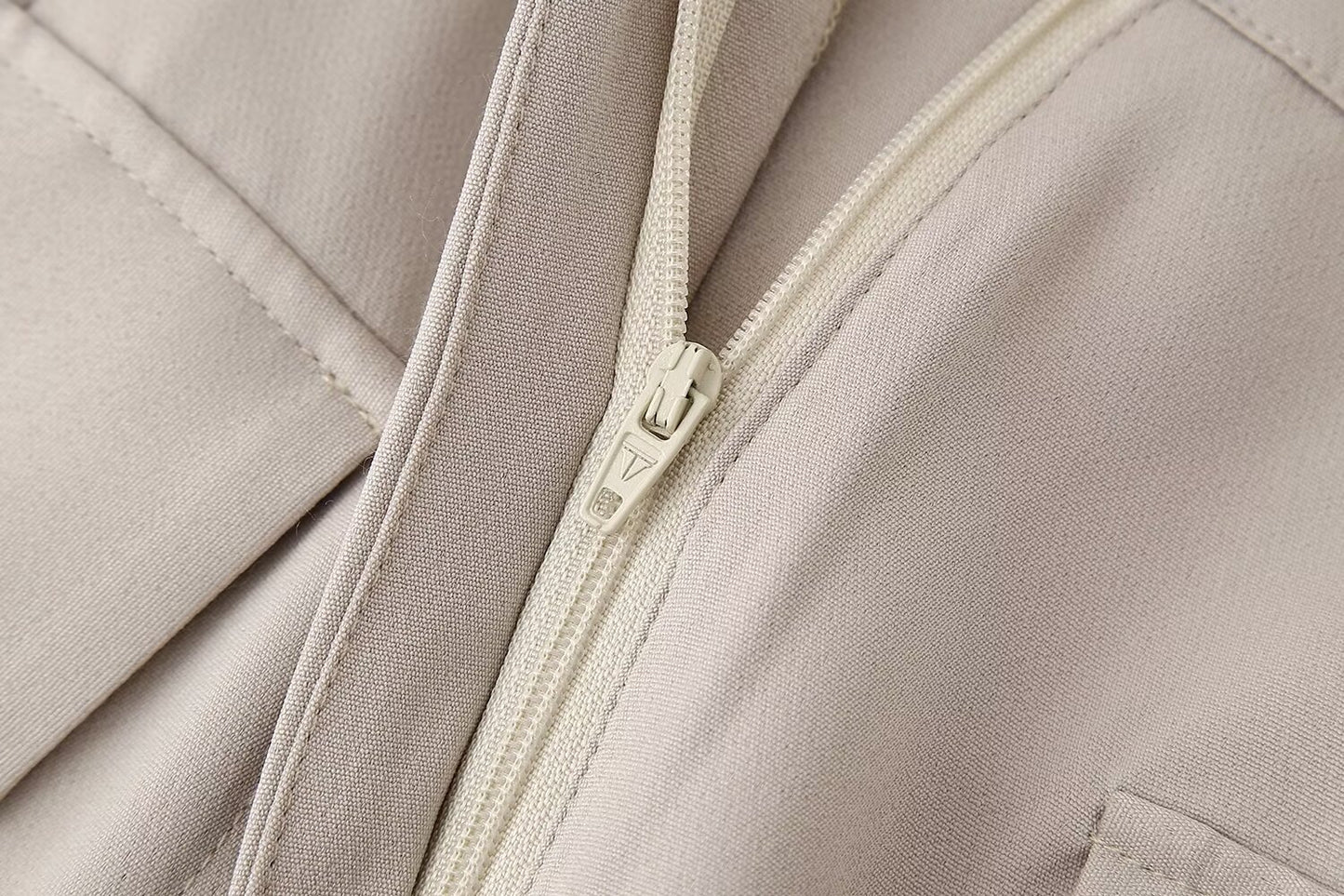 Two Piece Skirt Set | Slim Fit Vest Split Midi Skirt | noémi