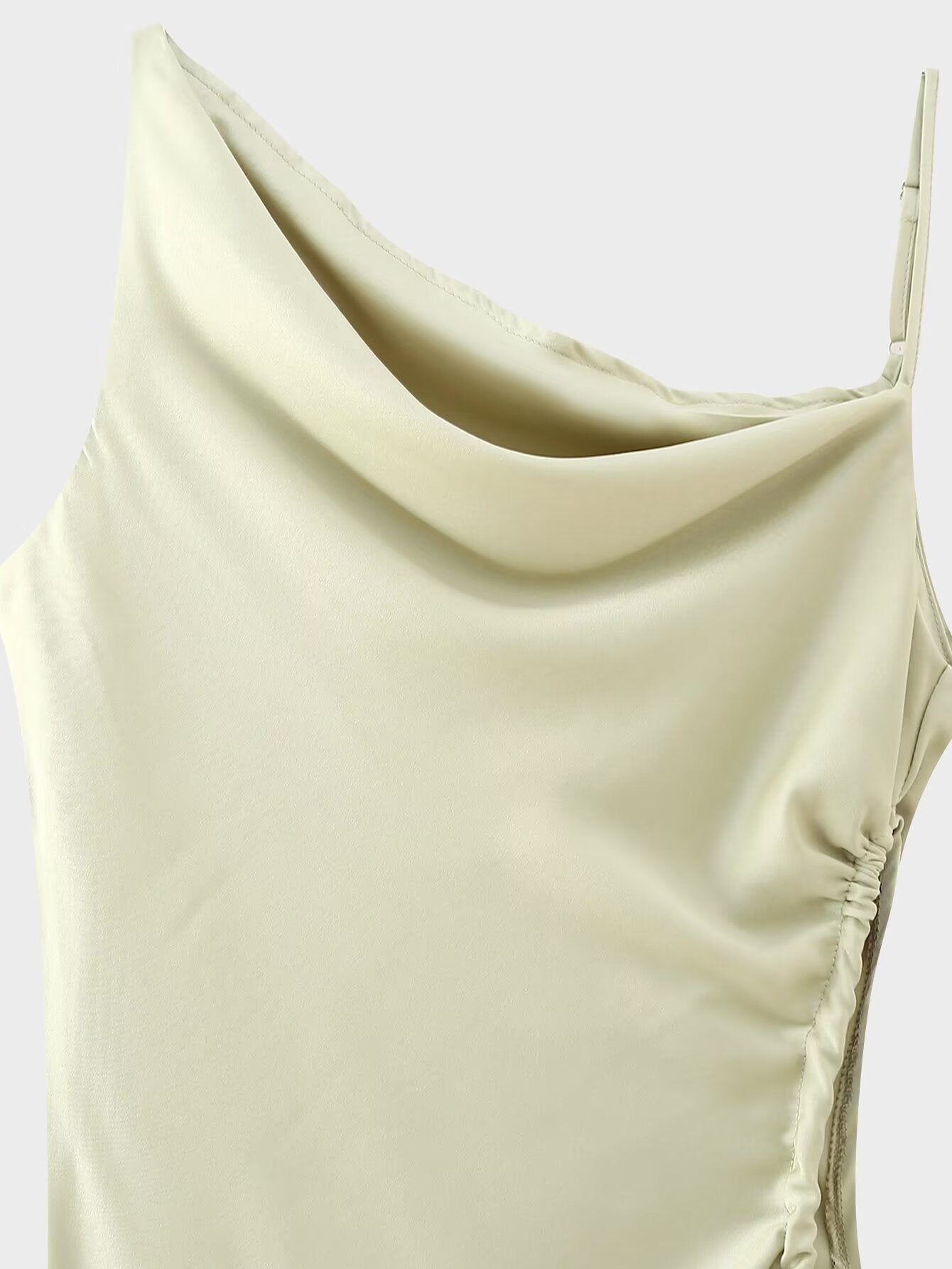 Cutout Slit Dress | Slim Fit Swing Collar Long Sleeve | noémi