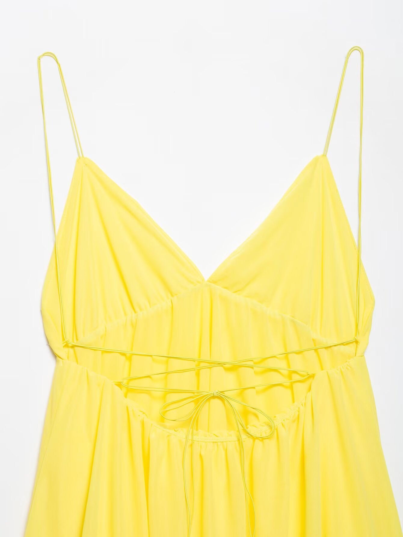 Strappy V Neck Backless Dress with High Waist and Slim Fit | noémi