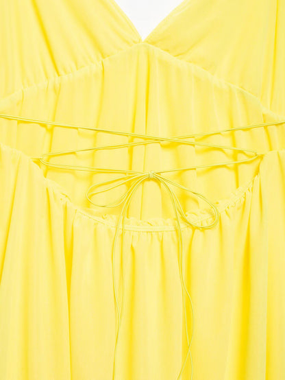 Strappy V Neck Backless Dress with High Waist and Slim Fit | noémi