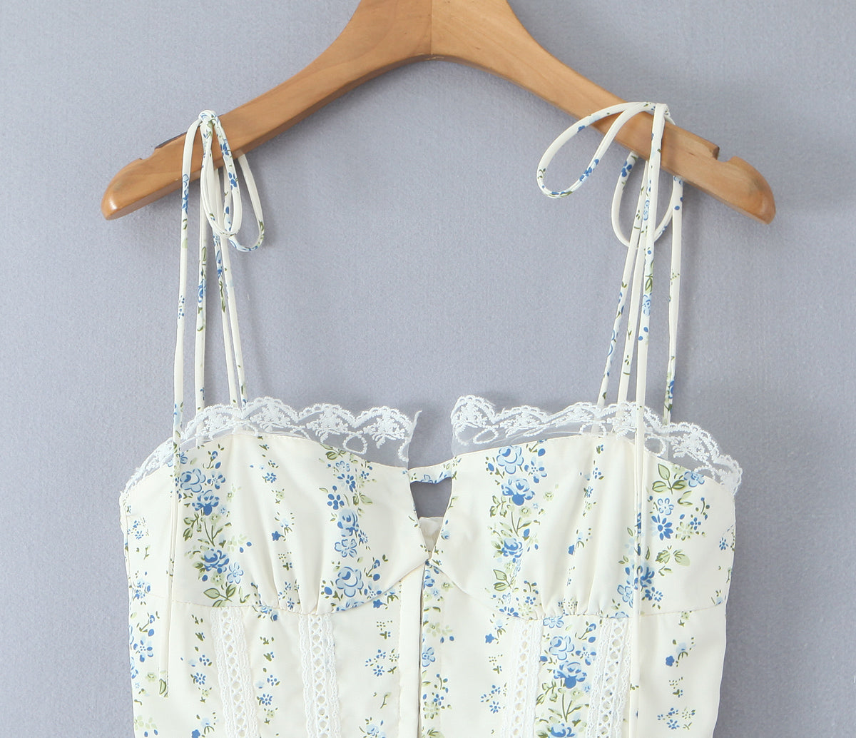 Womens Printed Lace Patchwork Bodycon Dress | Slim Fit Waist Detail | noémi