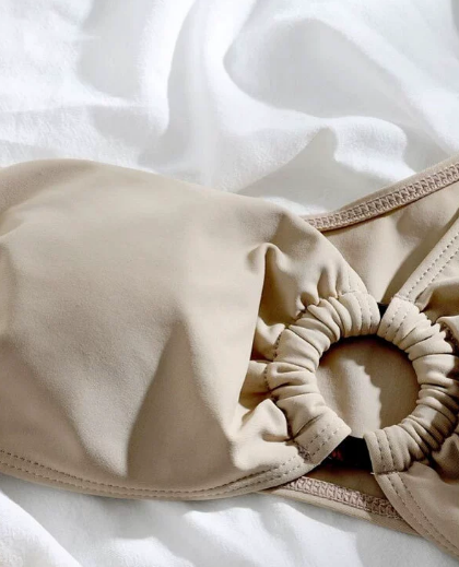 High Waist Solid Color Bikini Set with Shoulder Strap Detail for Women | noémi