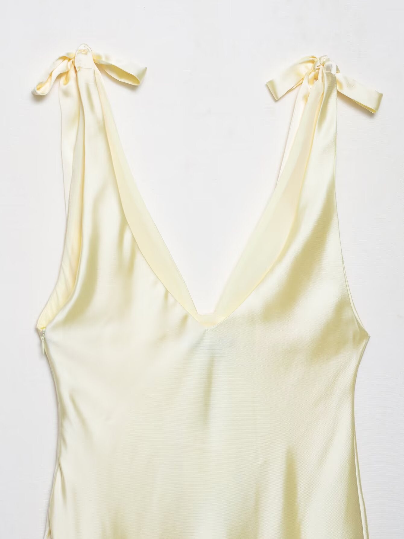 Women Satin Midi Dress | Bowknot Detail | noémi