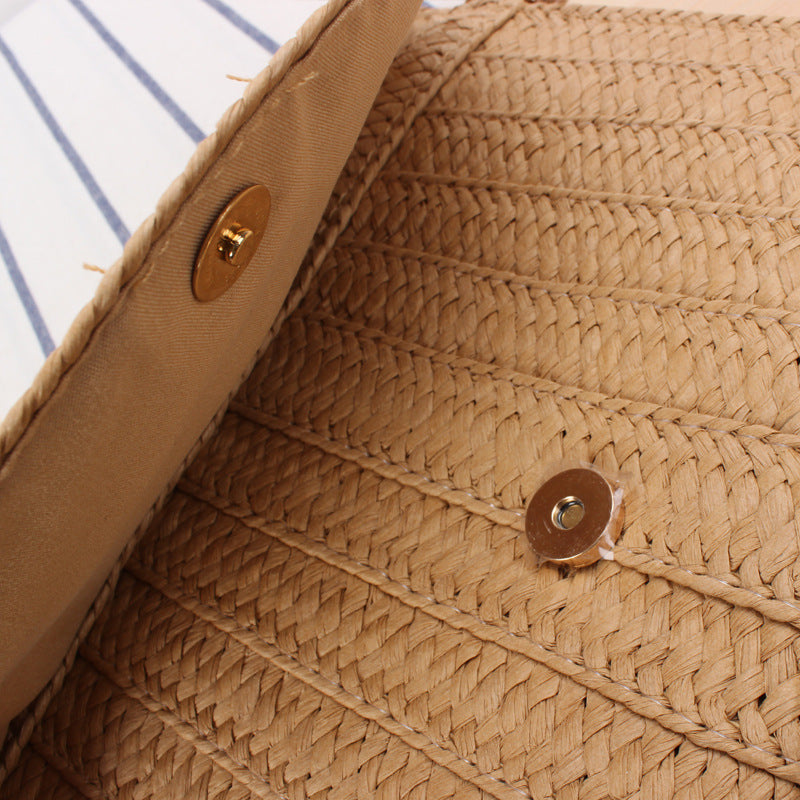 Handmade Straw Shoulder Bag | Woven Paper Braid Beach Purse with Magnetic Closure | noémi