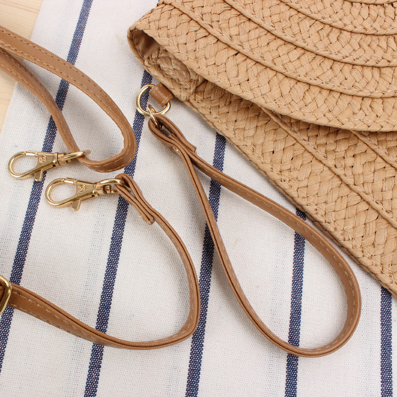 Handmade Straw Shoulder Bag | Woven Paper Braid Beach Purse with Magnetic Closure | noémi