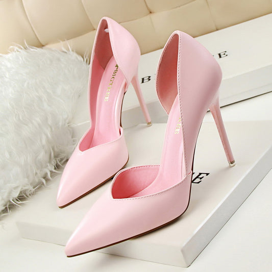 Stiletto Pumps | Sleek Pointed Toe, Hollow Design | noémi