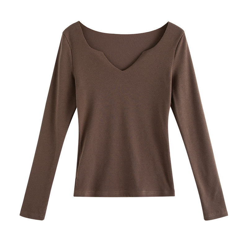 V Neck Long Sleeve Pullover Top with Chest Cutout and Slim Fit | noémi