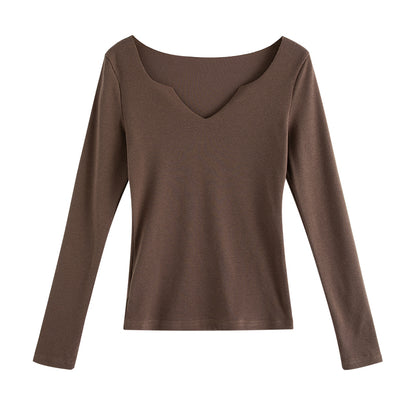 V Neck Long Sleeve Pullover Top with Chest Cutout and Slim Fit | noémi