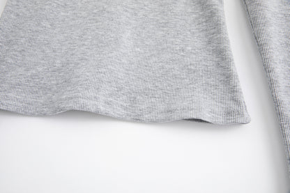 V Neck Long Sleeve Pullover Top with Chest Cutout and Slim Fit | noémi