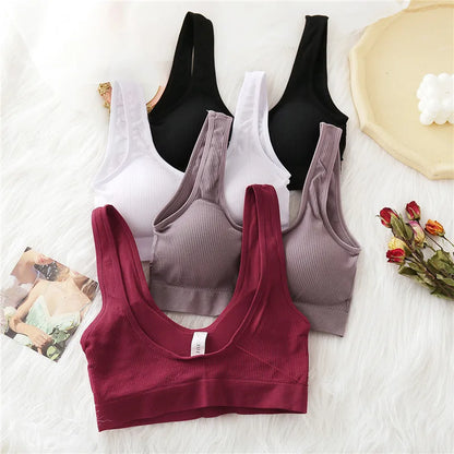 Seamless Workout Vest with U Shaped Back and Supportive Fit | noémi