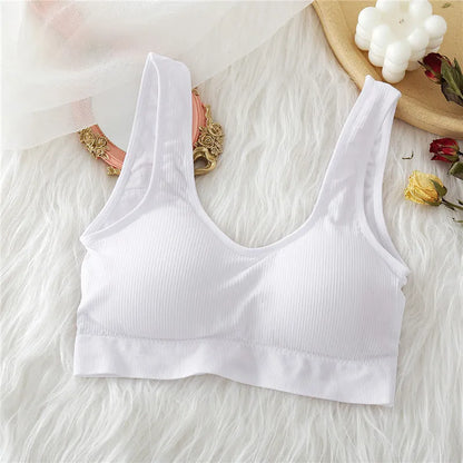 Seamless Workout Vest with U Shaped Back and Supportive Fit | noémi