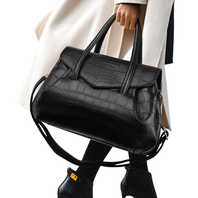 Large Black Croc‑Pattern Tote Shoulder Bag – Office Carryall | noémi