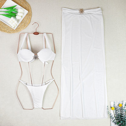 Three Piece Solid Color Bikini Set with Lace Up Detail | noémi