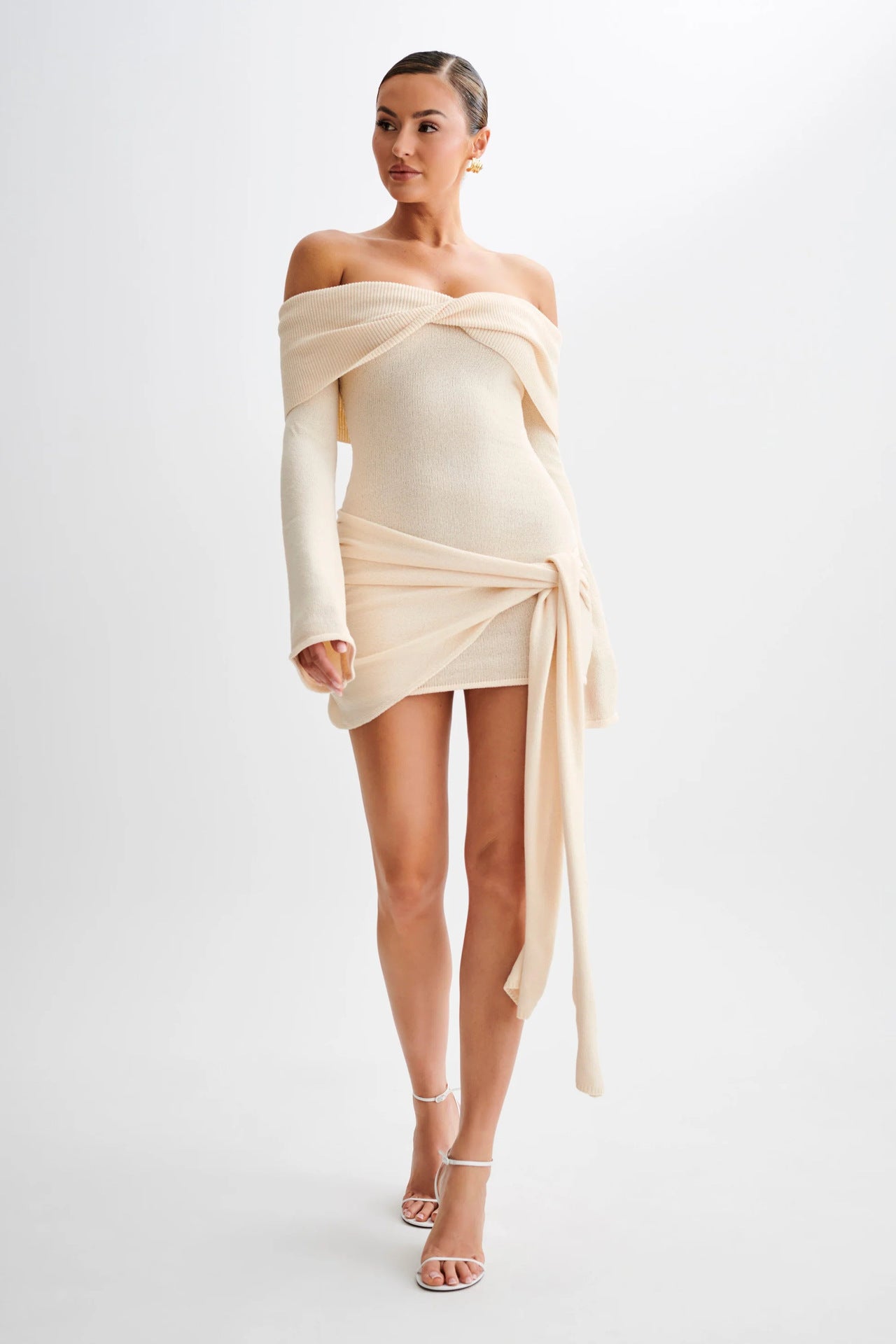 Strapless Lace Up Knitted Dress with Long Sleeves | noémi