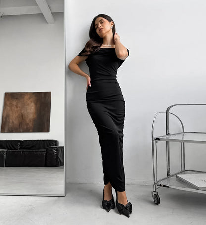 Women Off Shoulder Tube Top Long Slim Fit Dress with Warm Dralon Fabric | noémi