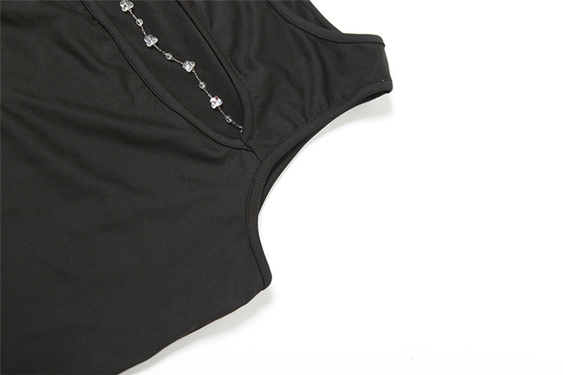 Cutout Black Sleeveless Tank Top | Bold Keyhole Detail with Rhinestone Chain | noémi