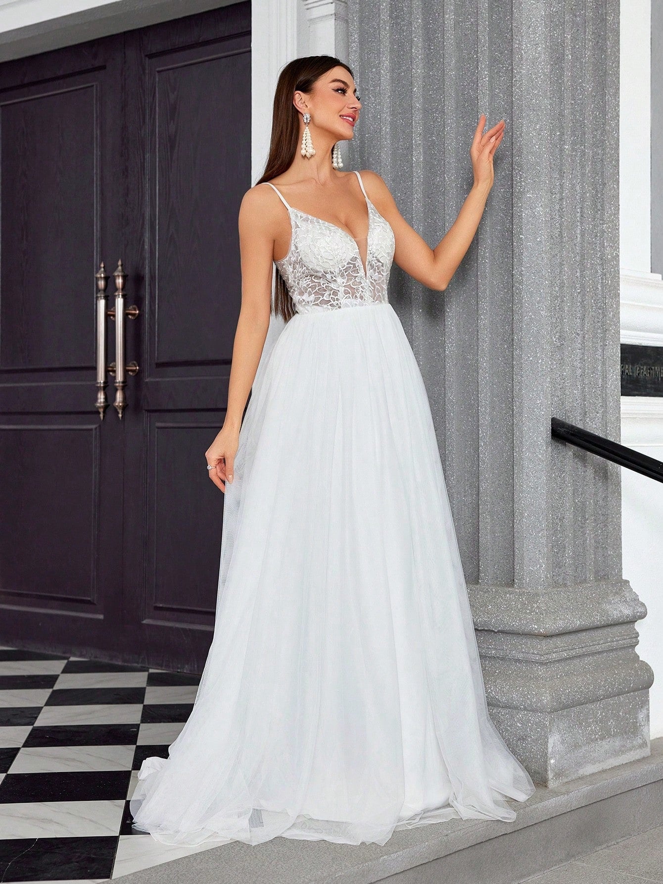 Tulle A Line Wedding Dress | Sheer Lace Bodice Spaghetti Straps | noémi