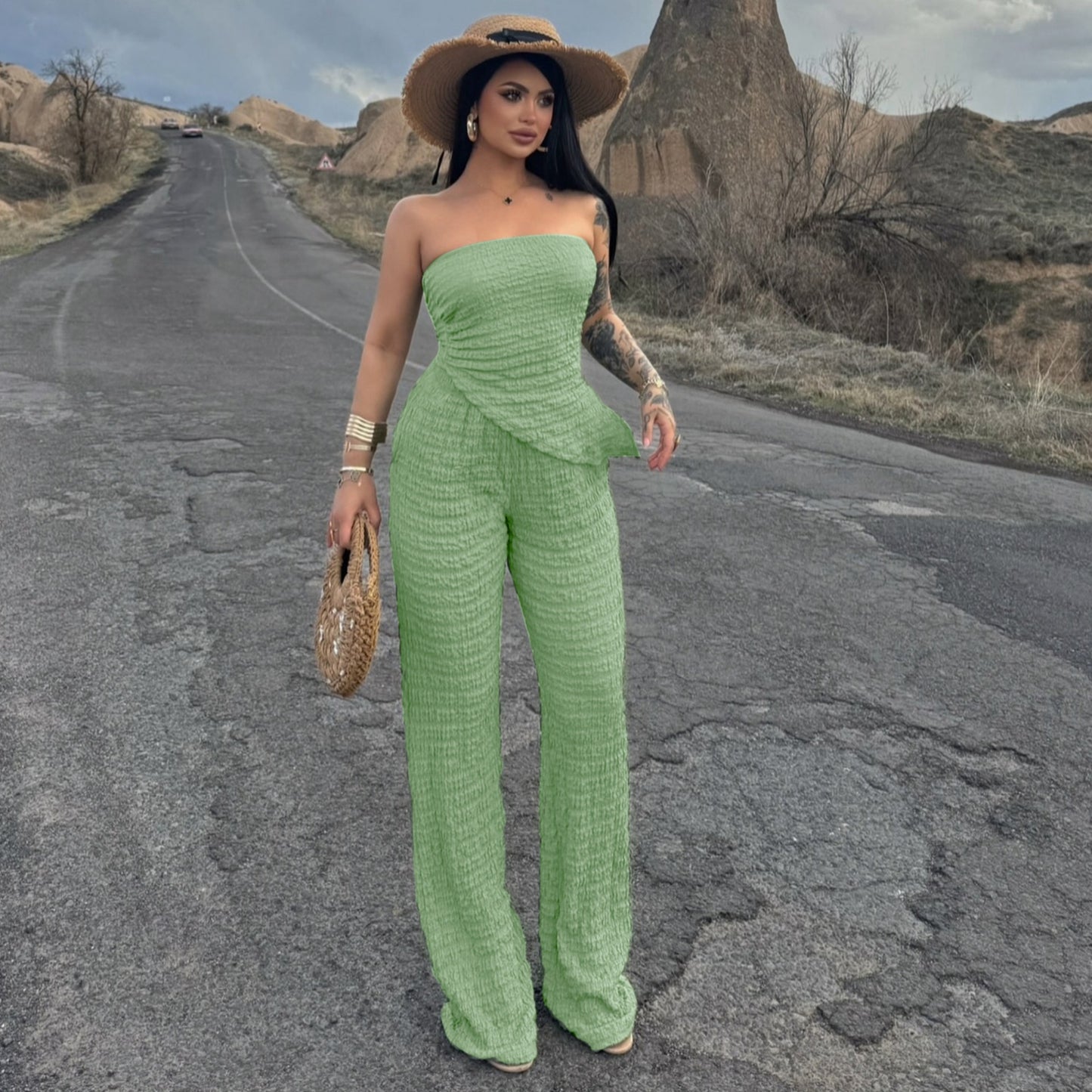 Summer Women's Two Piece Set | Off Shoulder Tube Top & Slim Fit Trousers | noémi