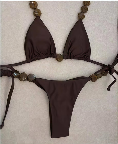 Two Piece Bikini Set with Lacing Detail and Beach Style Design | noémi