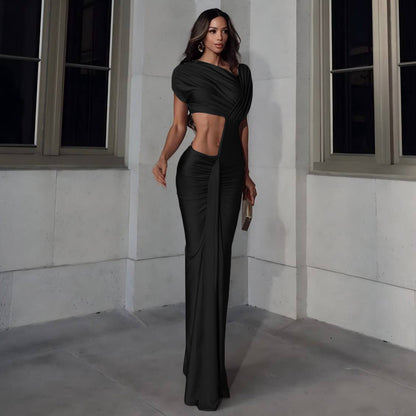 Womens Slim Fit Cropped Split Sheath Dress in Solid Color | noémi