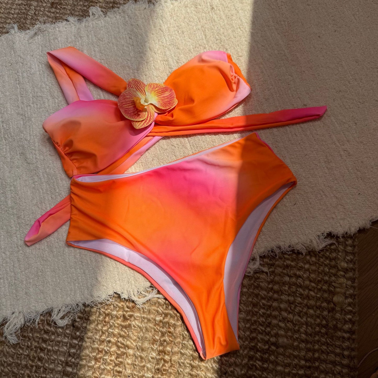 Gradient Print Corsage High Waist Split Bikini Swimwear for Women | noémi