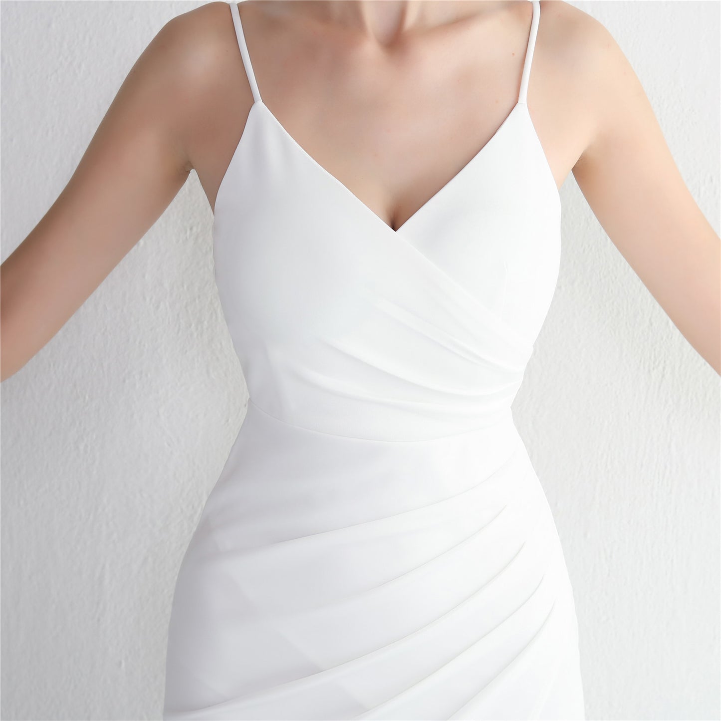 Long Sleeveless Fishtail Gown | Split Hem Slim Fit | noémi