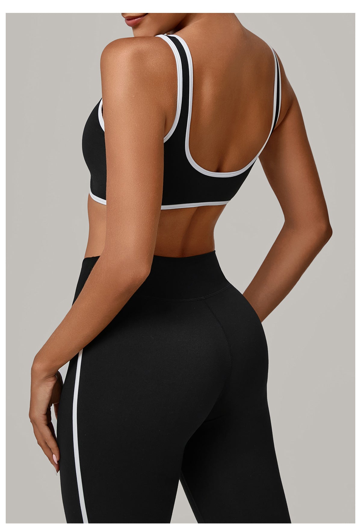 Strap Sports Bra | Shockproof One Piece | noémi