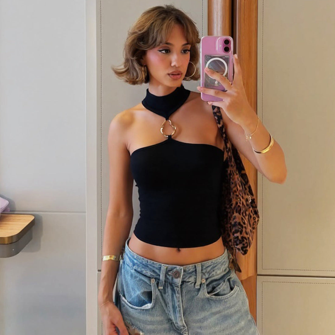 Halter Crop Top | Sleeveless, Slim Fit, Summer Vest Style  | noémi