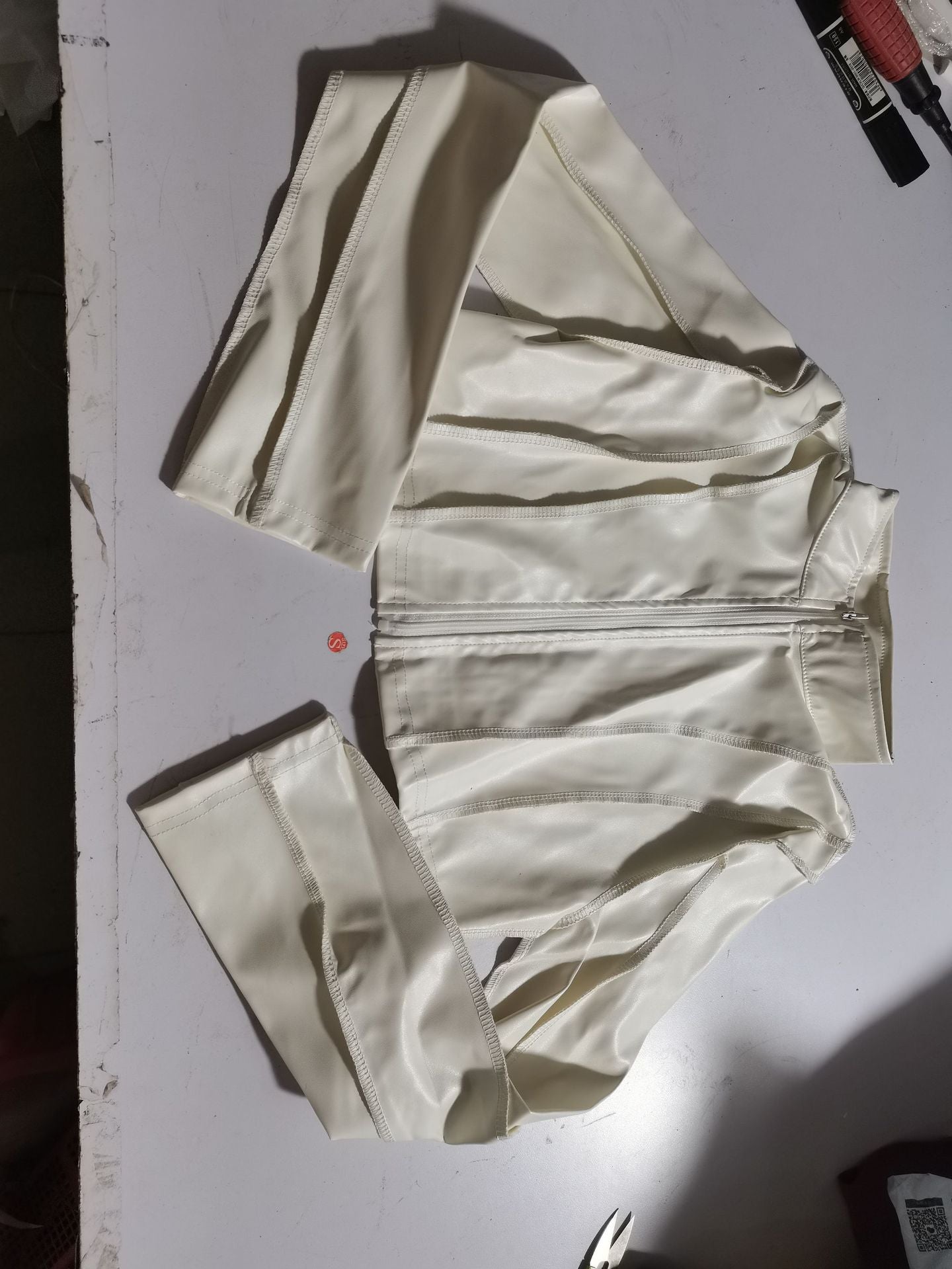 Hipster Ultra Short Leather Coat for Women | noémi