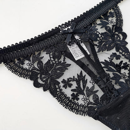 Black Lace Thong with Delicate Fit and Minimal Design | noémi