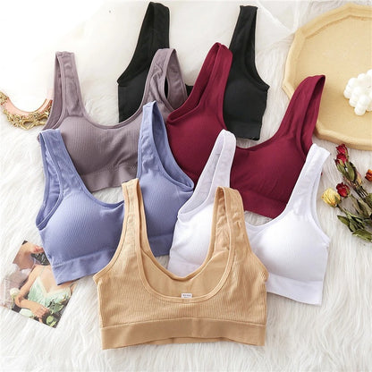 Seamless Workout Vest with U Shaped Back and Supportive Fit | noémi