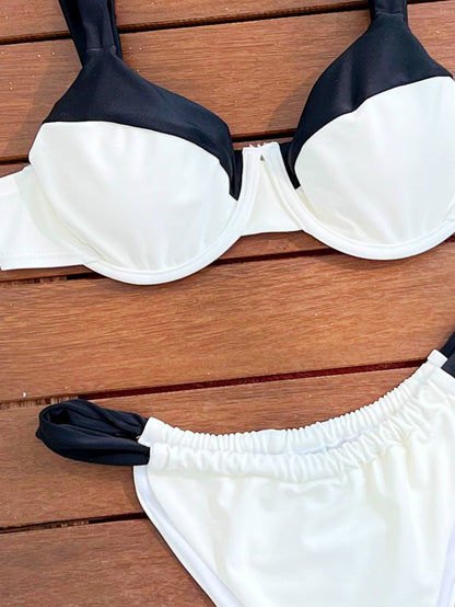 Halter Bikini Set | Black & White Color Block Swimwear for Women | noémi