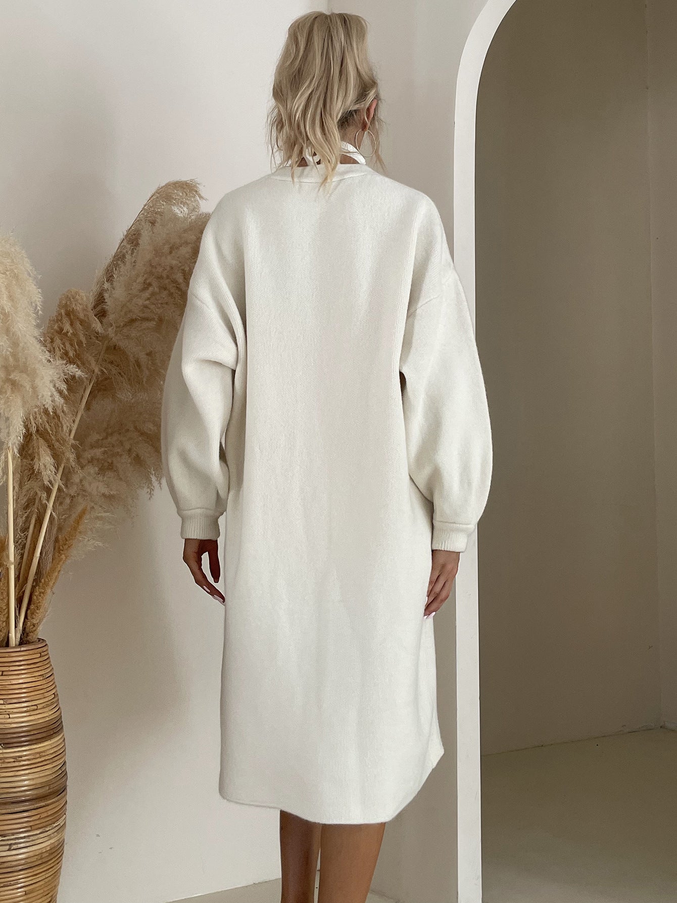 Womens V Neck Buttoned | Long Knit Cardigan | noémi