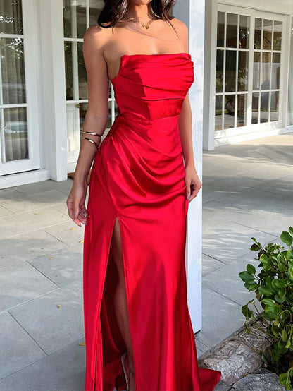 Solid Color Sleeveless Maxi Dress with Flowing Silhouette | noémi