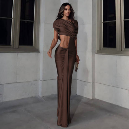 Womens Slim Fit Cropped Split Sheath Dress in Solid Color | noémi