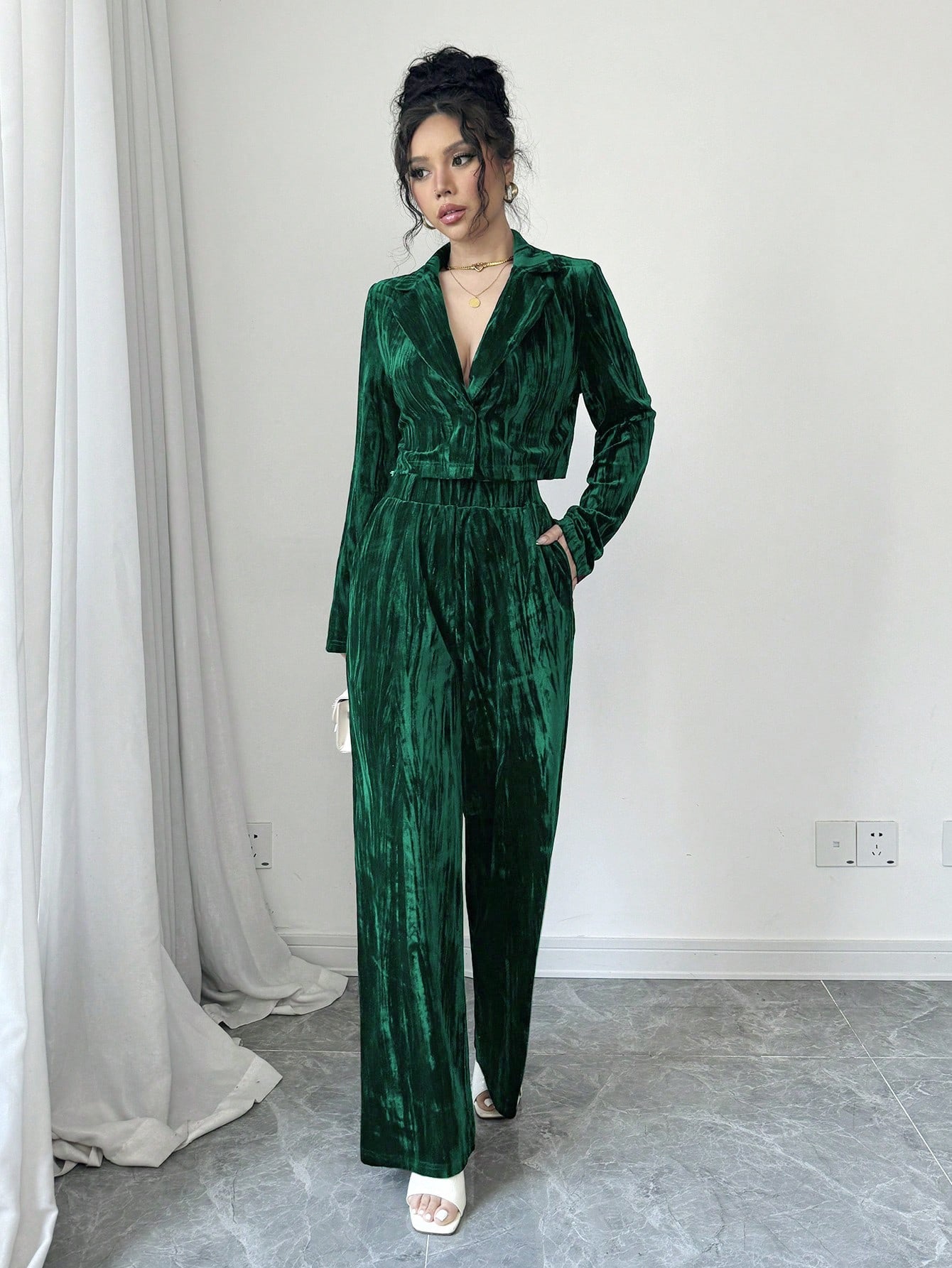 Two Piece Set | Pleated Wide Leg Pants & Short Blazer | Long Sleeve Outfit for Women | noémi