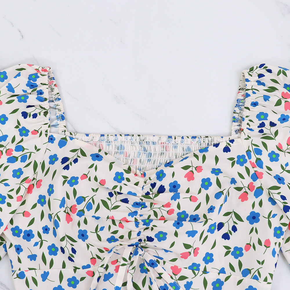 Floral Print V Neck Pleated Dress with Lightweight Fabric | noémi