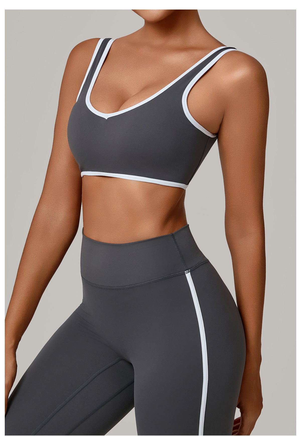 Strap Sports Bra | Shockproof One Piece | noémi