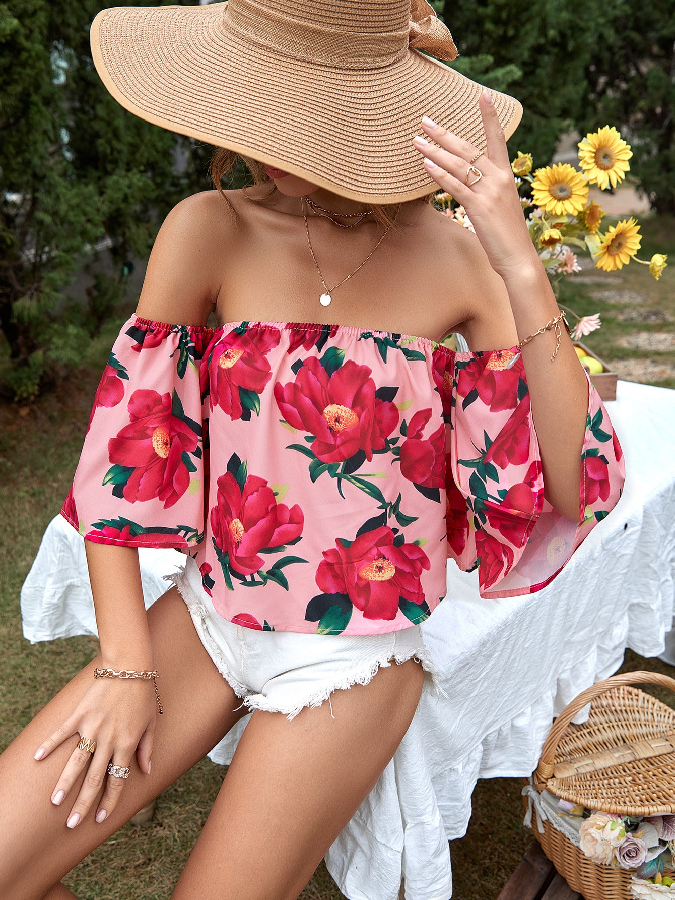 Womens Off Shoulder Floral Shirt | noémi