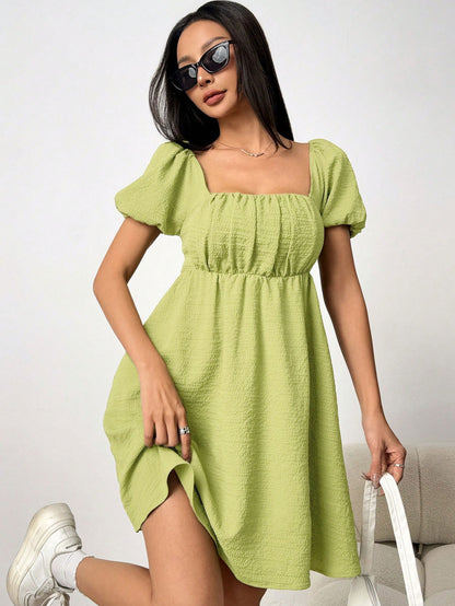 Women Square Neck Puff Sleeve Dress with Waist Shaping and Short Sleeves | noémi