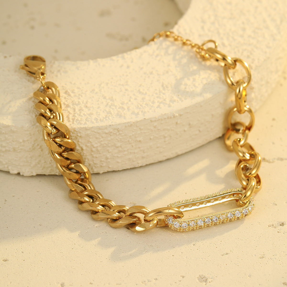 Womens Star & Chain Bracelet | Stainless Steel | noémi