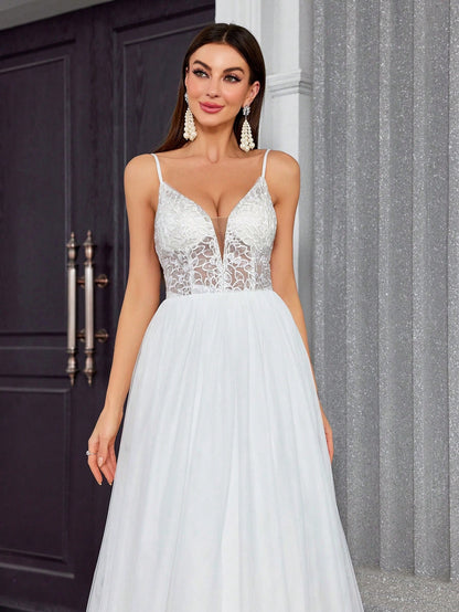 Tulle A Line Wedding Dress | Sheer Lace Bodice Spaghetti Straps | noémi