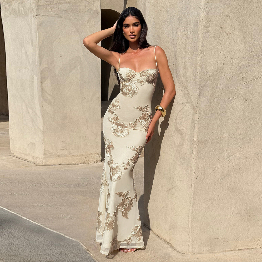 Womens Slim Fit Maxi Dress | Backless Lace Up Slimming | noémi