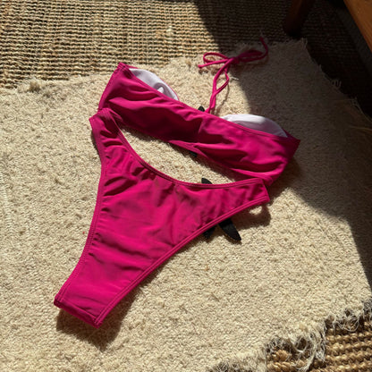 Solid Color Starfish Cloth Embroidered Lacing Split Swimsuit Bikini | noémi