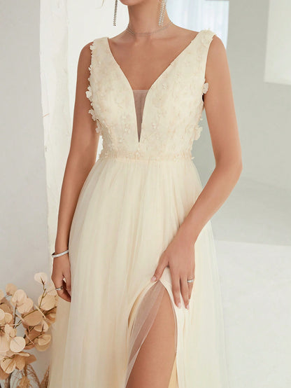 Womens V Neck Sleeveless Lace Dress | noémi