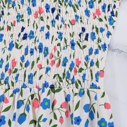 Floral Print V Neck Pleated Dress with Lightweight Fabric | noémi