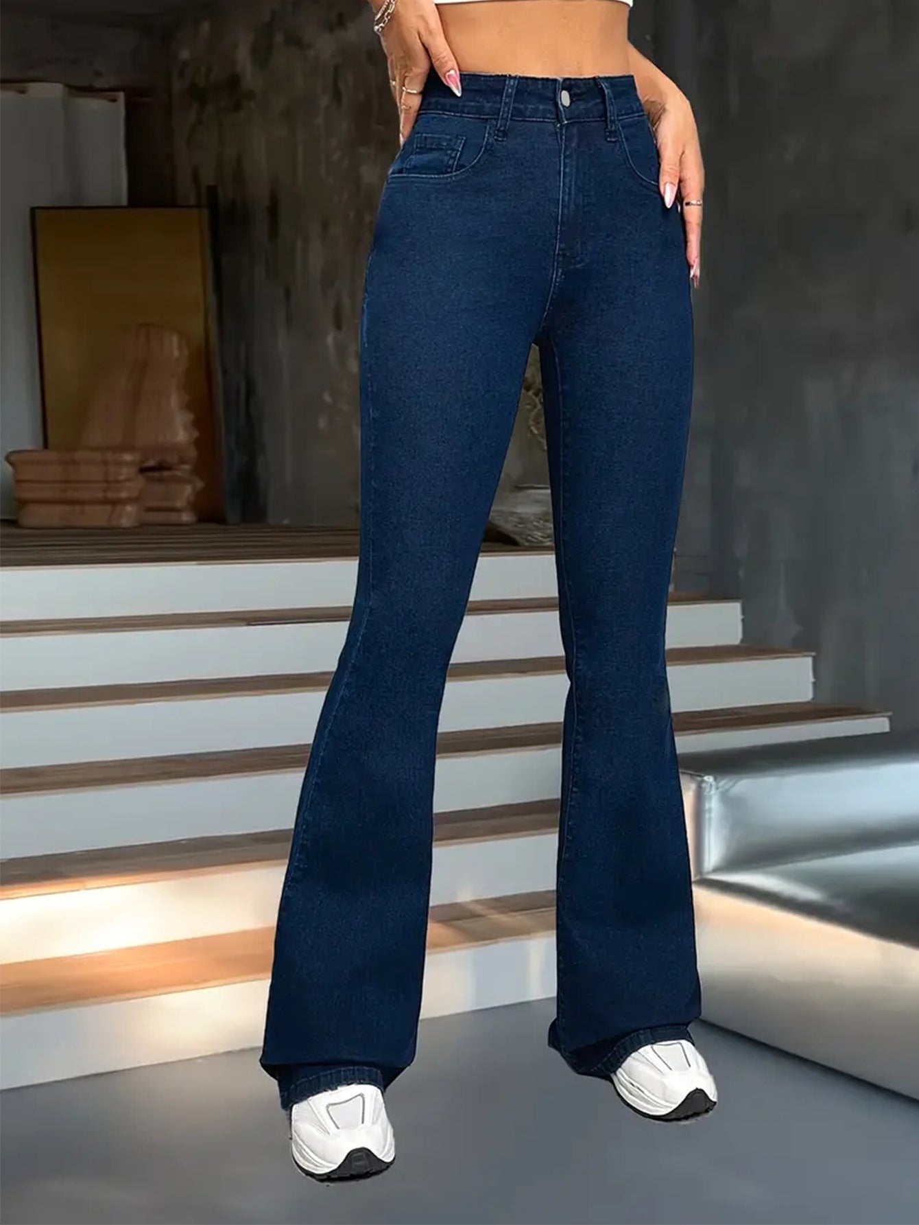 Women's Dark Blue Slim Flared Jeans | Stretchy, High Waist | noémi
