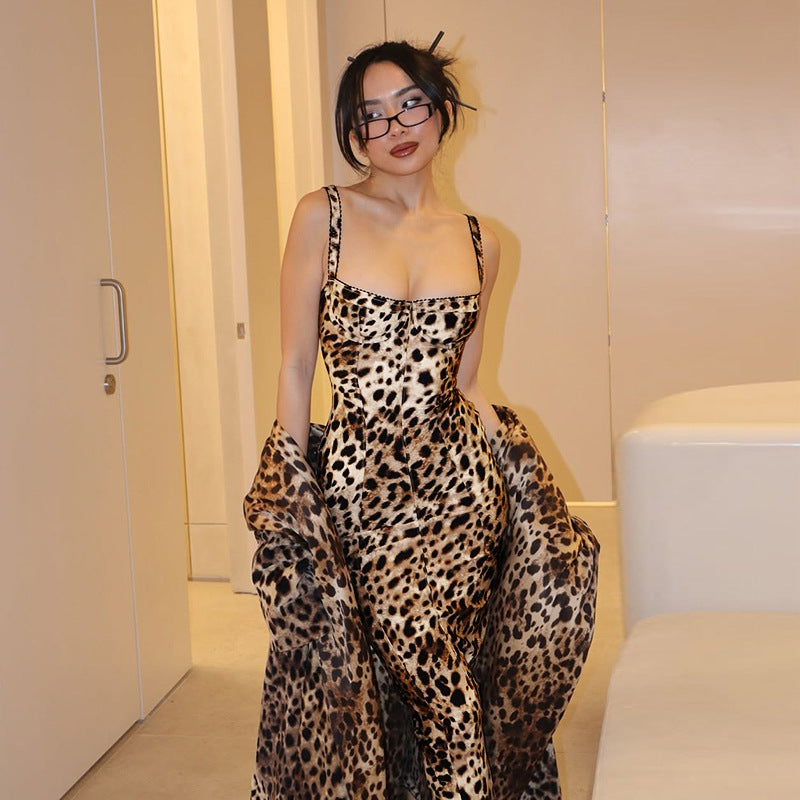 Bodycon Leopard Midi Dress | Untamed Glamour | noémi