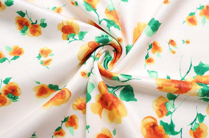 Floral Dress | Slimming Waist Deep V Neck | noémi