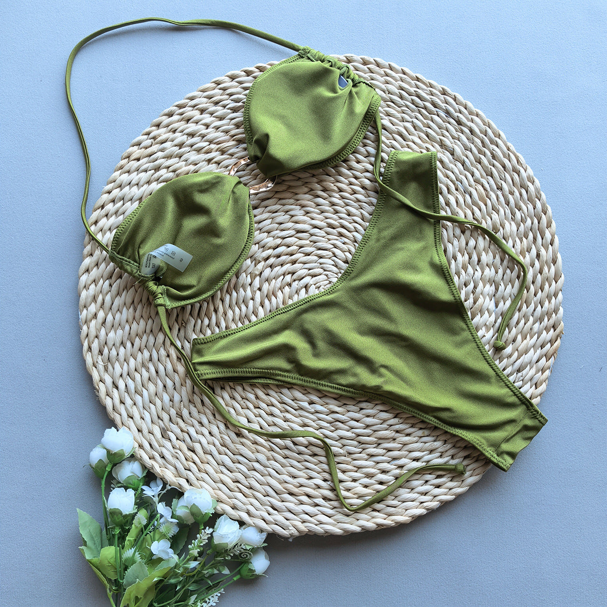 Solid Color Split Bikini Set for Women with Minimal Design | noémi